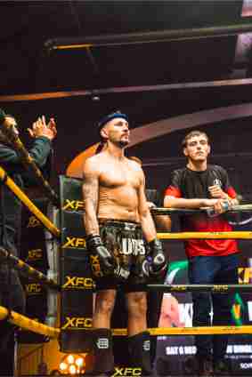 Fight 14 - Khan vs Pettifer - Image 4