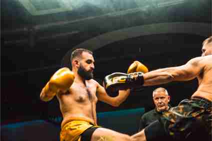 Fight 14 - Khan vs Pettifer - Image 9