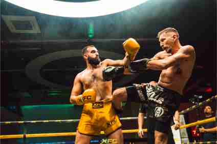 Fight 14 - Khan vs Pettifer - Image 12