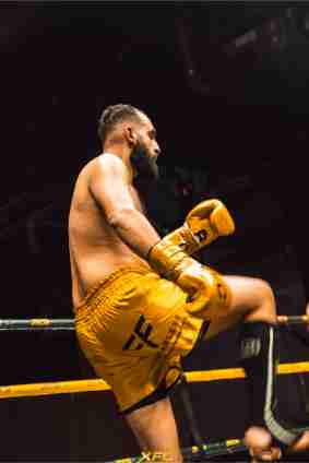 Fight 14 - Khan vs Pettifer - Image 18