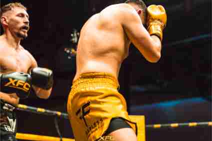 Fight 14 - Khan vs Pettifer - Image 20