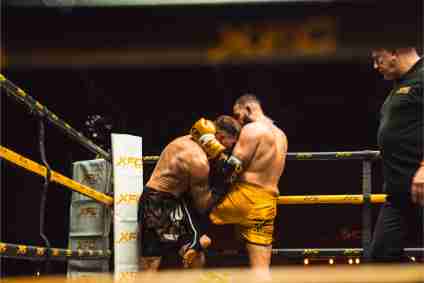 Fight 14 - Khan vs Pettifer - Image 21