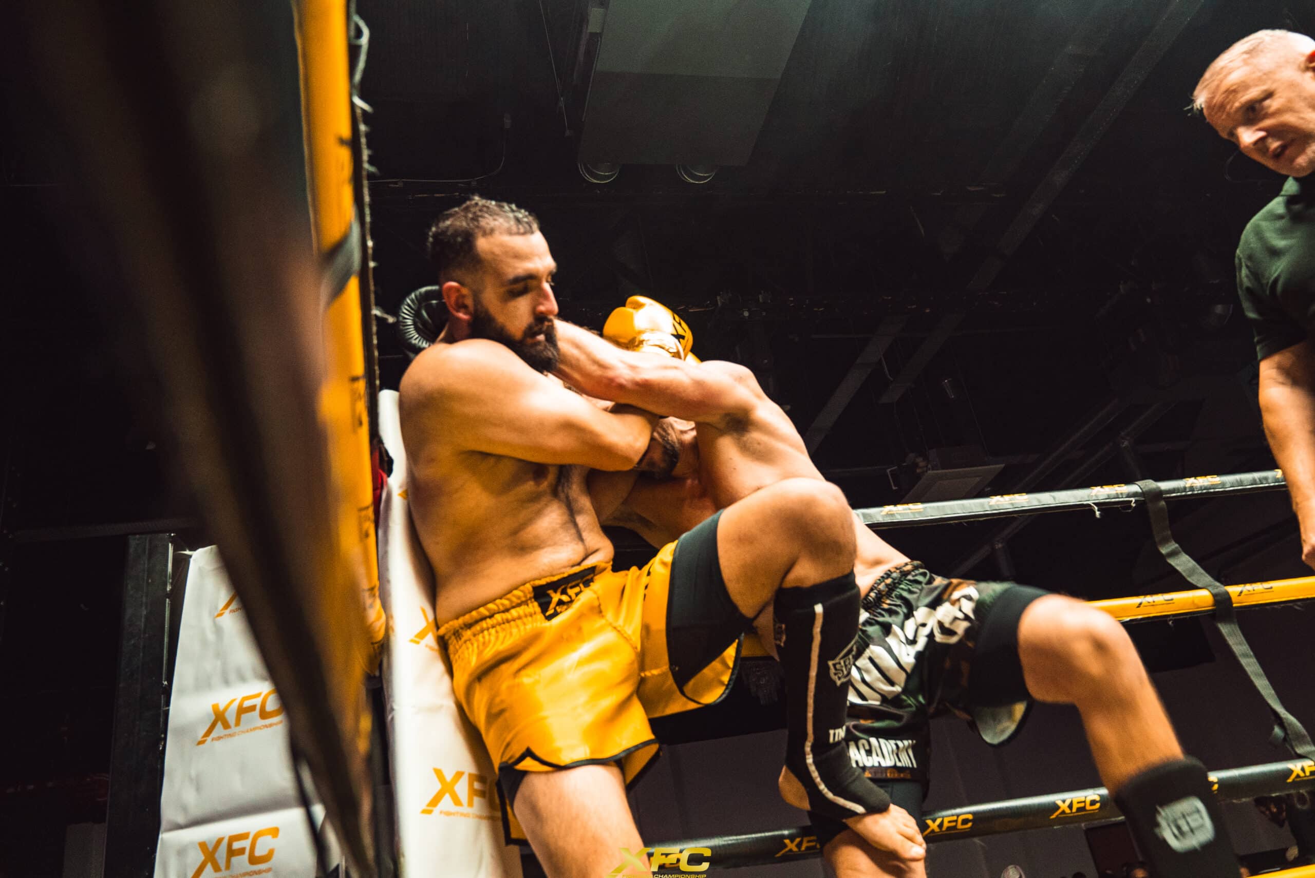 Fight 14 - Khan vs Pettifer