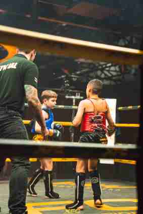 Fight 4 - Hodgson vs Singh - Image 15