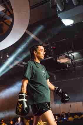 Fight 5 - McFarlane vs Carron - Image 2