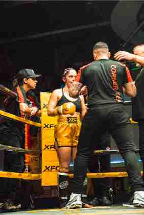 Fight 5 - McFarlane vs Carron - Image 9