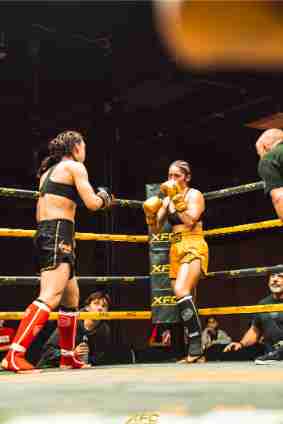 Fight 5 - McFarlane vs Carron - Image 15